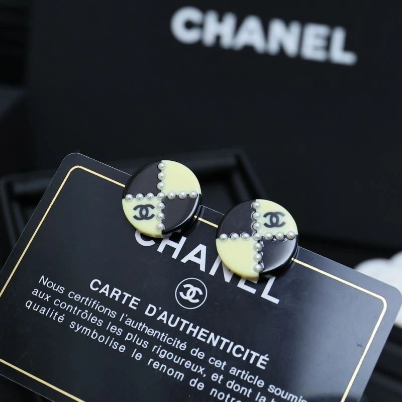 Chanel Earrings Chic 228810