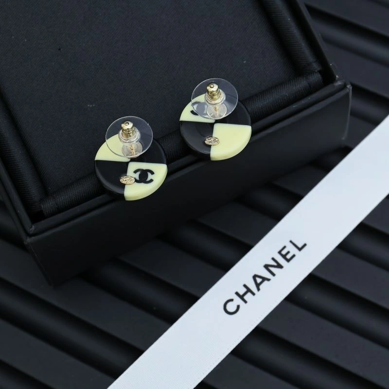 Chanel Earrings Chic 228810