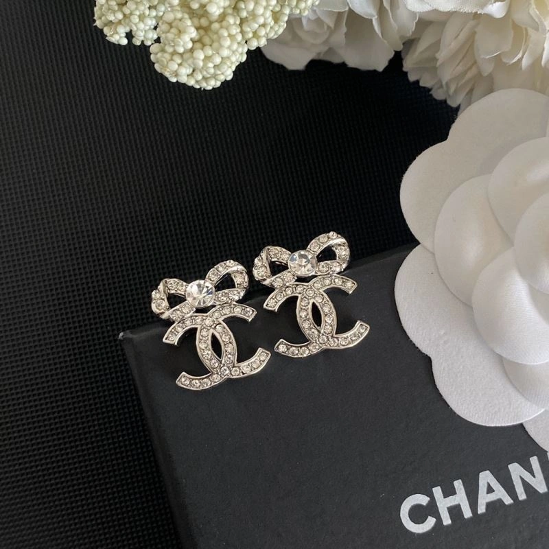 Compact Chanel Earrings 228830