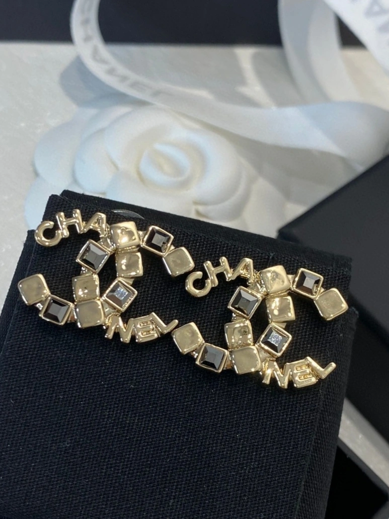 Chanel Earrings UrbanStyle 228803