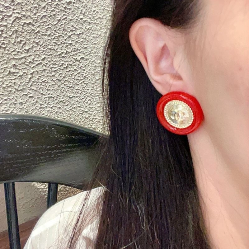 Chanel Earrings Compact 228807
