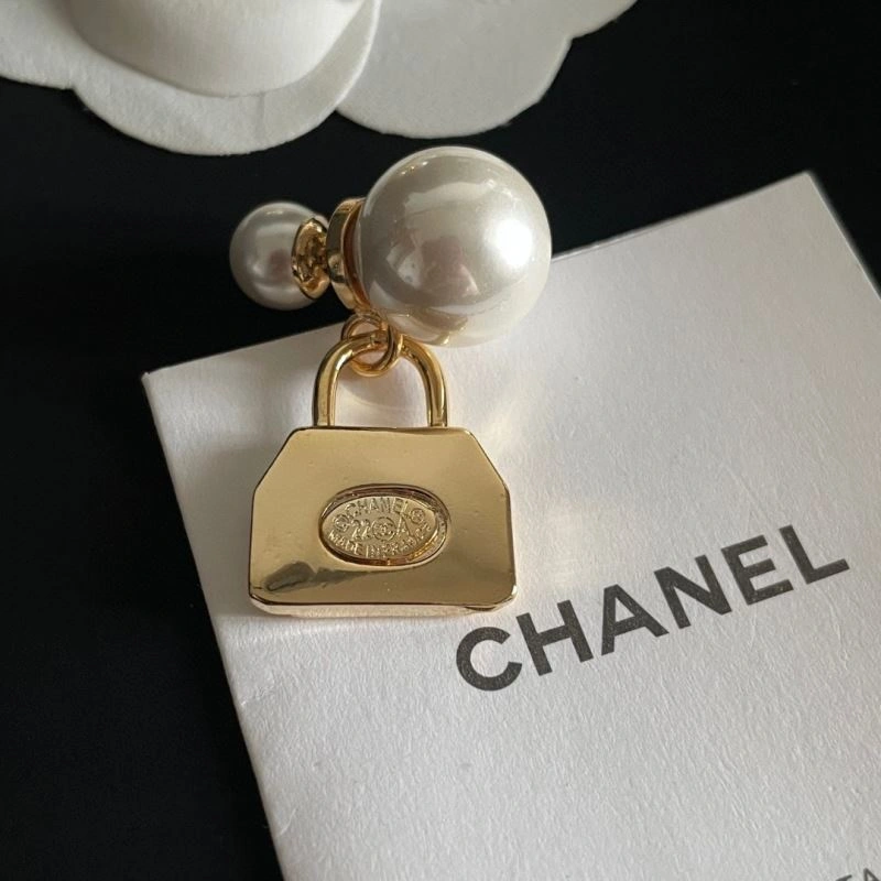 MoistureWicking Chanel Earrings 228808