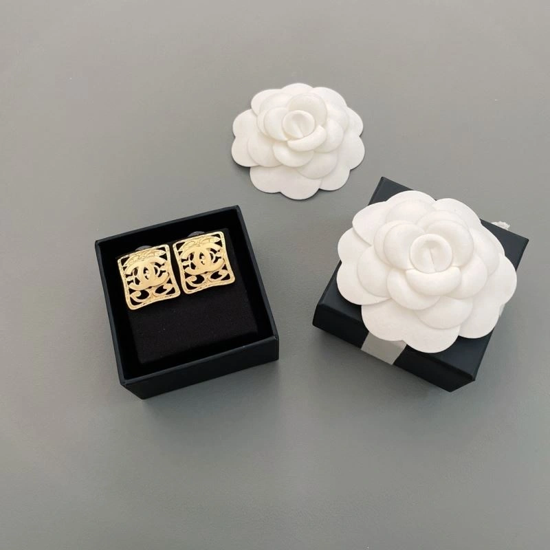OnTrend Chanel Earrings 228789