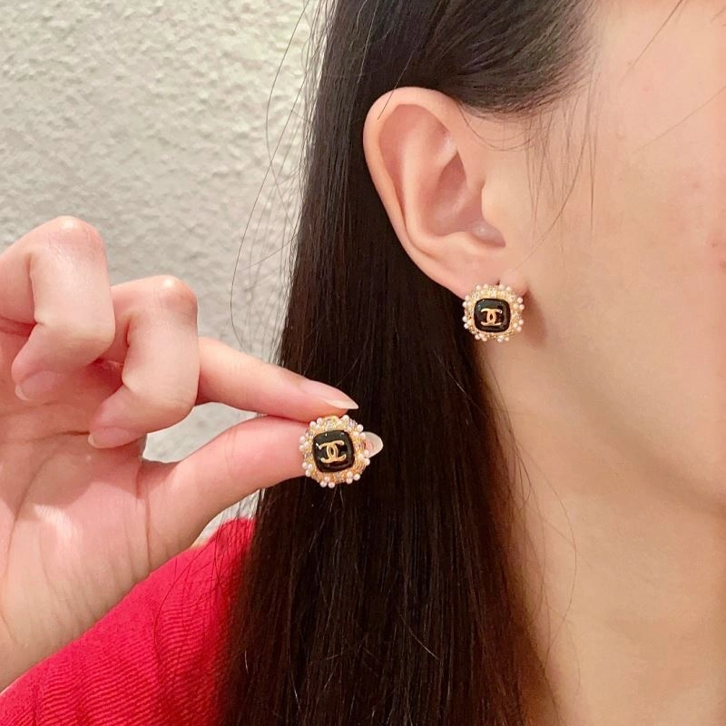 MultiPurpose Chanel Earrings 228783