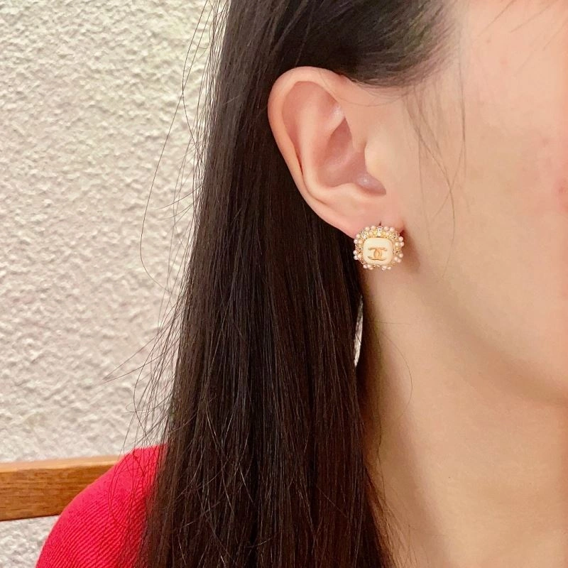 GoAnywhere Chanel Earrings 228776