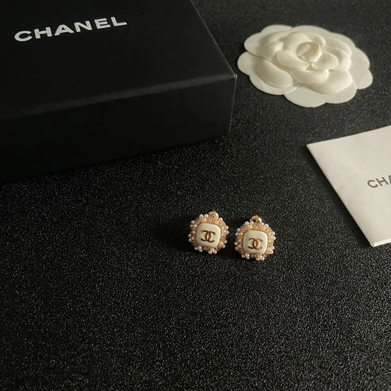 GoAnywhere Chanel Earrings 228776