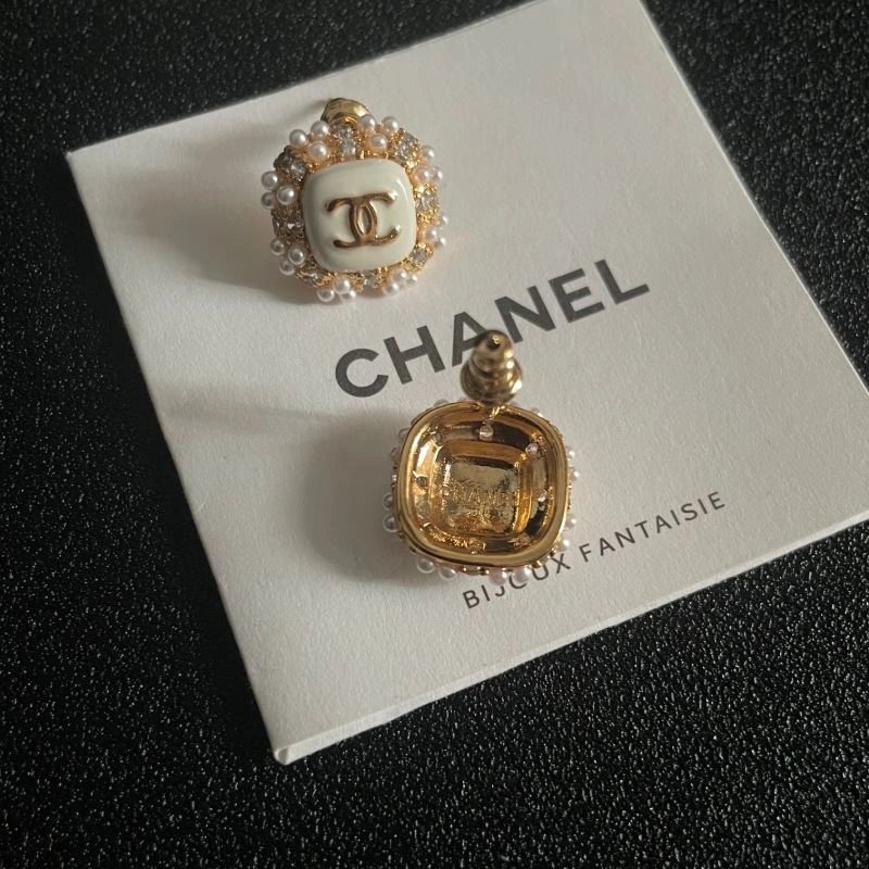 GoAnywhere Chanel Earrings 228776