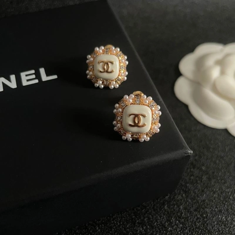 GoAnywhere Chanel Earrings 228776