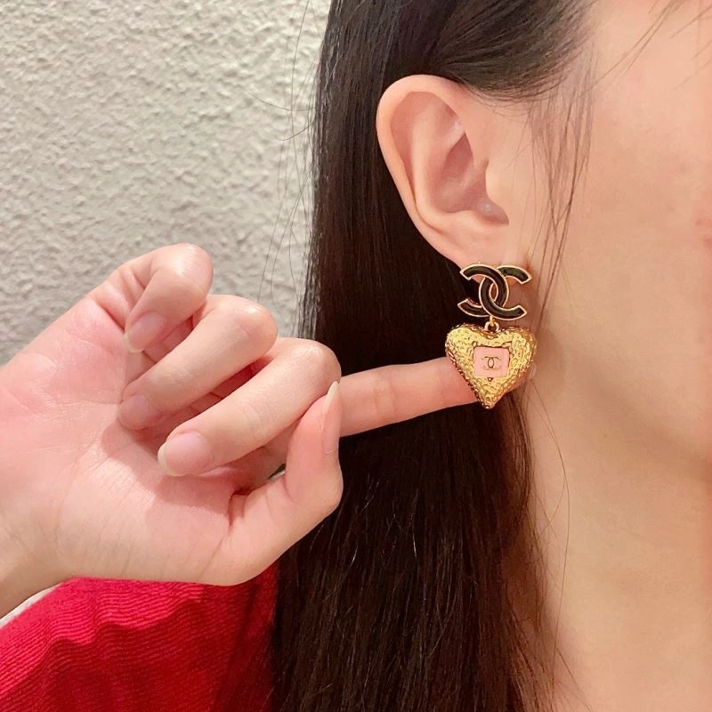 Refined Chanel Earrings 228840