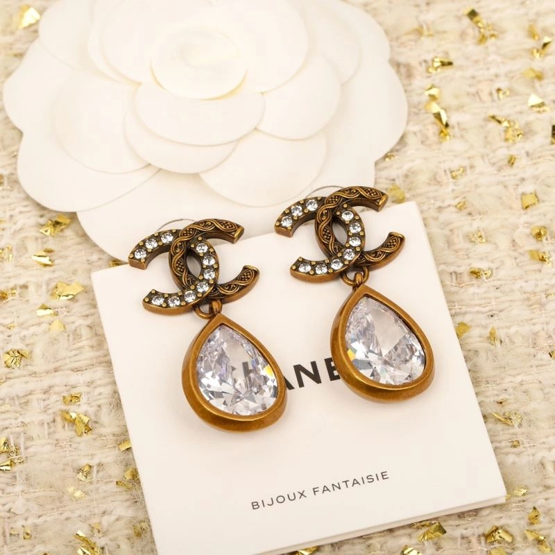 HighPerformance Chanel Earrings 228871