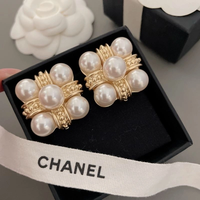 Timeless Chanel Earrings 228766