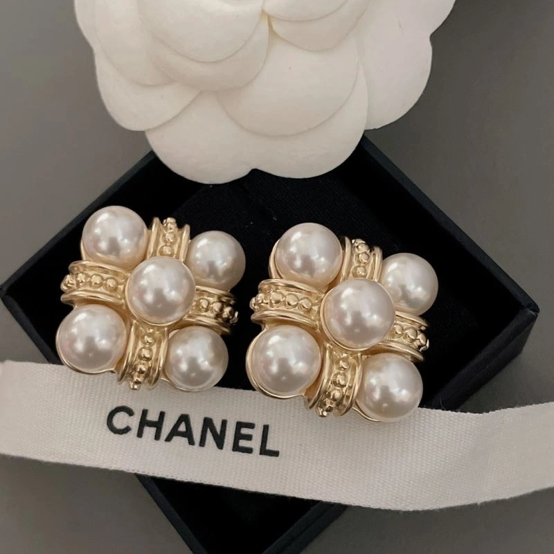Timeless Chanel Earrings 228766