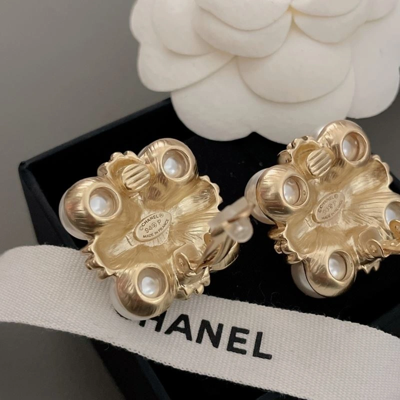 Timeless Chanel Earrings 228766