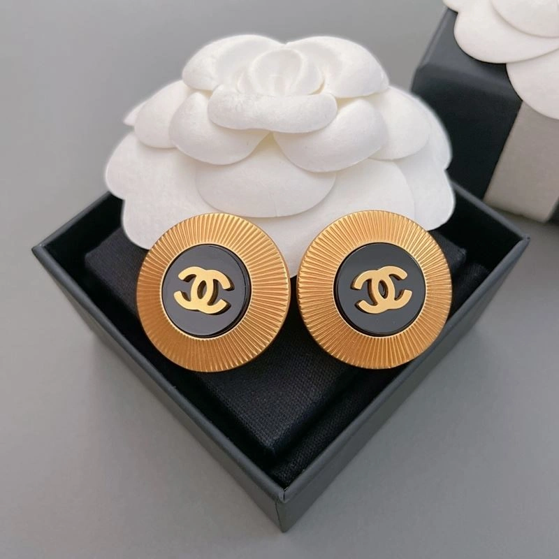 Chanel Earrings WellDesigned 228829