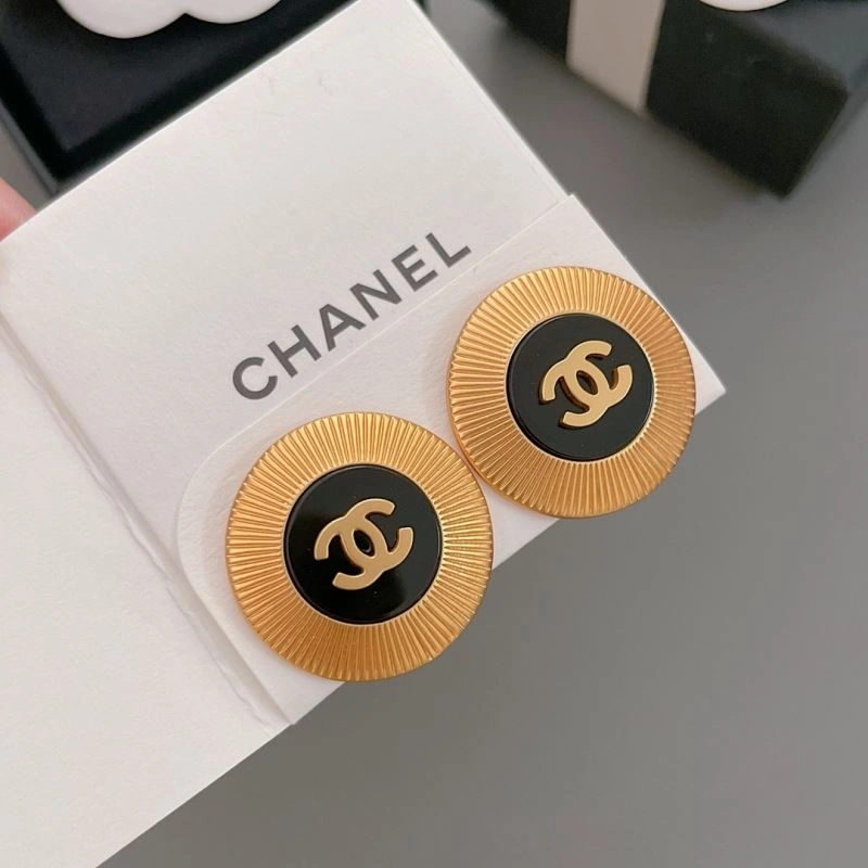 Chanel Earrings WellDesigned 228829