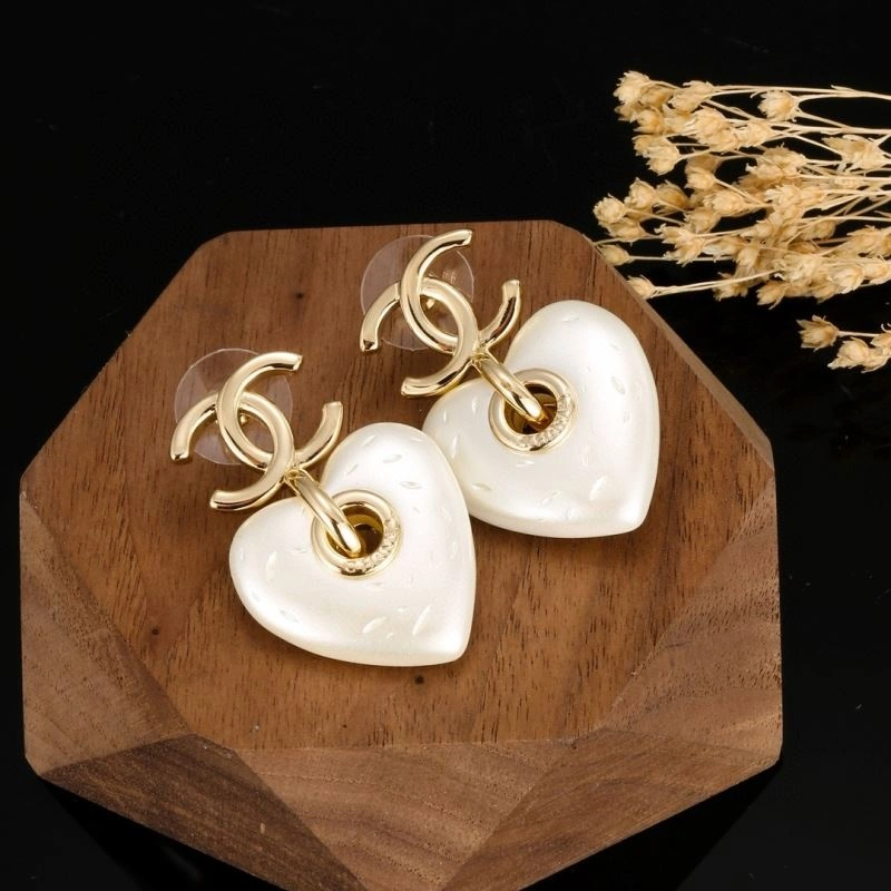 Unisex Chanel Earrings 228811