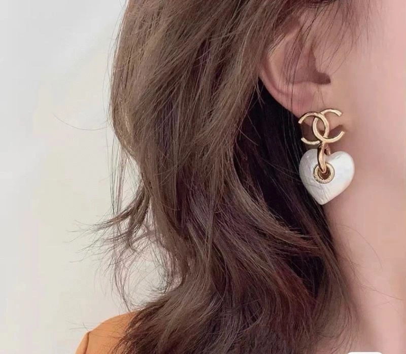 Unisex Chanel Earrings 228811