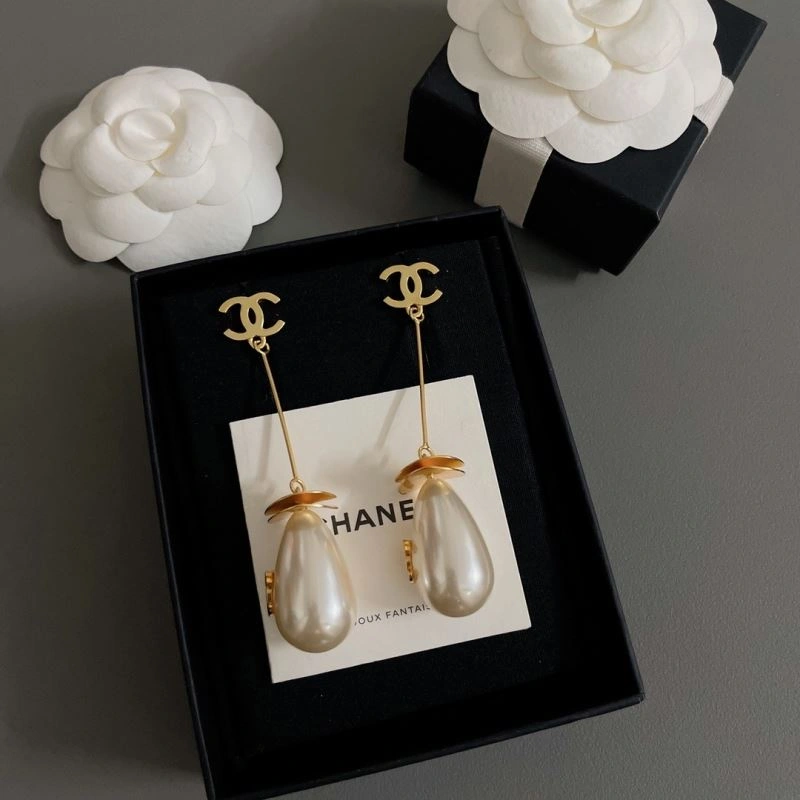 Practical Chanel Earrings 228747