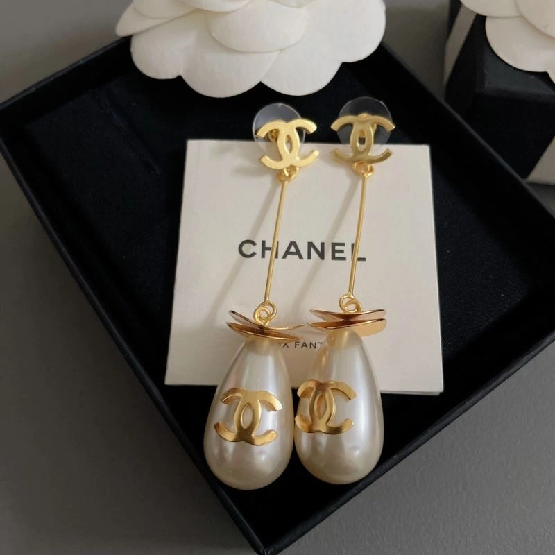 Practical Chanel Earrings 228747