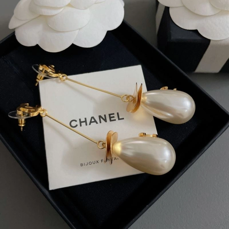 Practical Chanel Earrings 228747