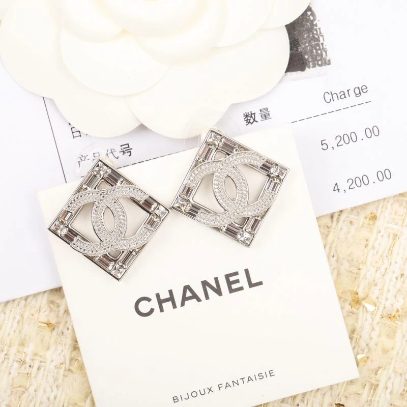 Sporty Chanel Earrings 228764