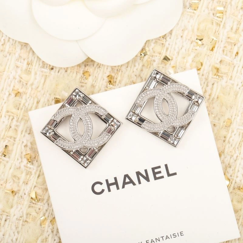 Sporty Chanel Earrings 228764