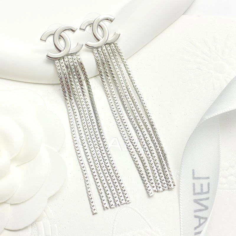 Chanel Earrings Cozy 228749