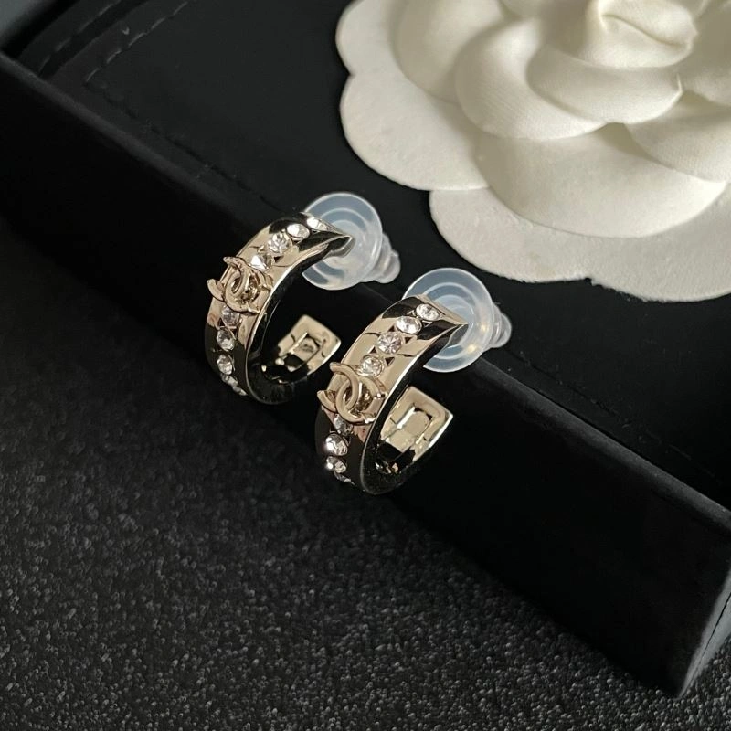 Chanel Earrings Efficient 228728