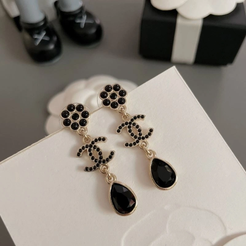 Chanel Earrings Bright 228717