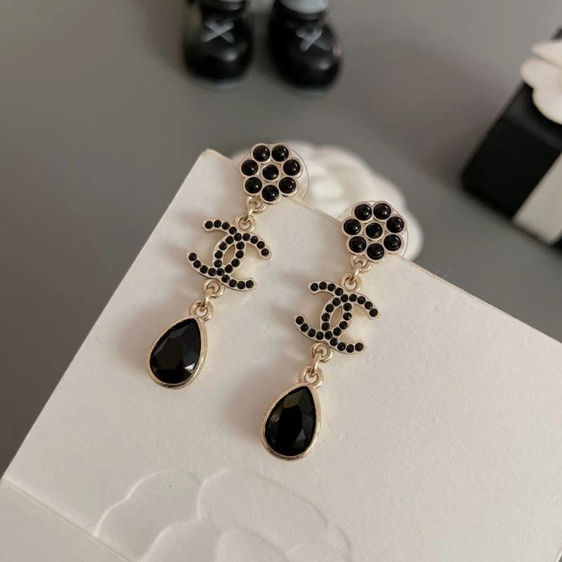 Chanel Earrings Bright 228717