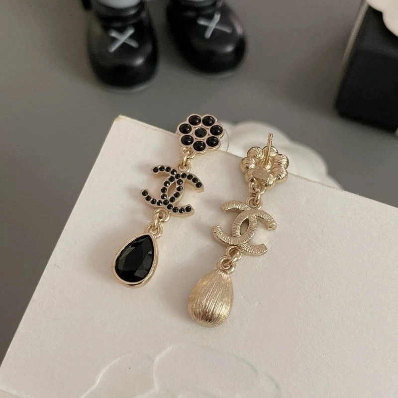 Chanel Earrings Bright 228717