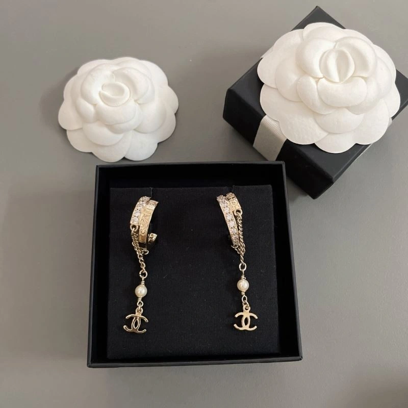 Chanel Earrings Chic 228763