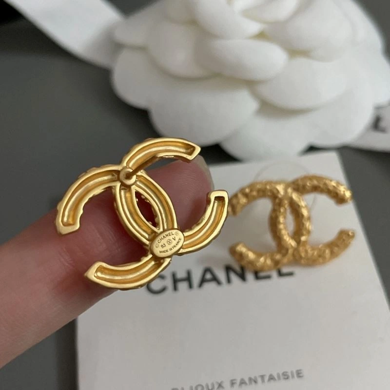 Chanel Earrings Comfortable 228814
