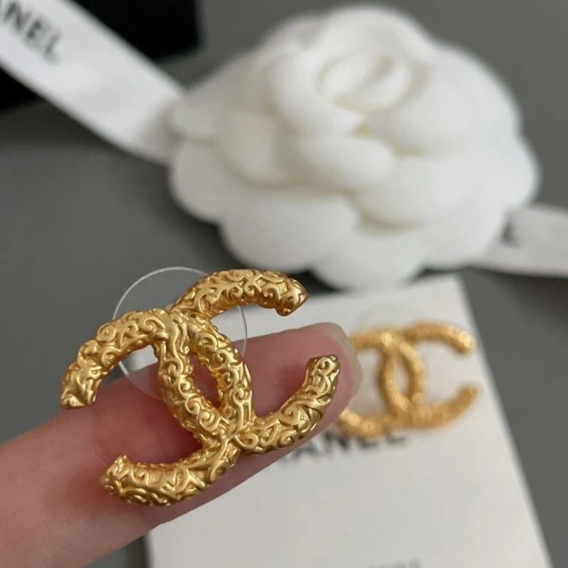 Chanel Earrings Comfortable 228814