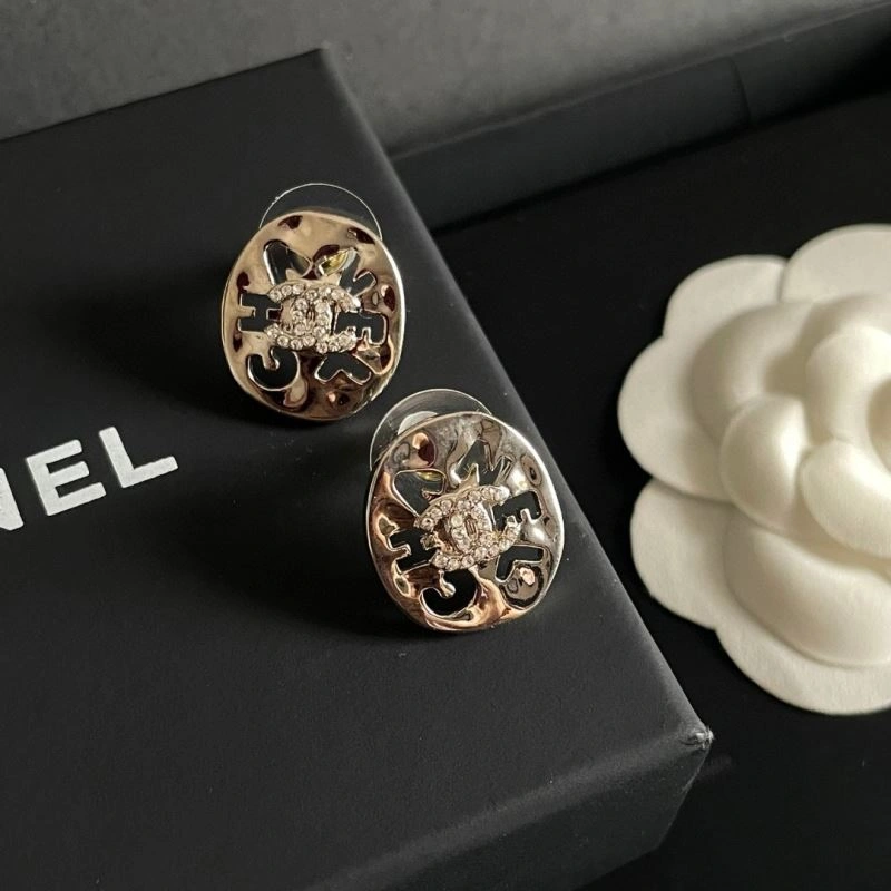 Chanel Earrings Packable 228711