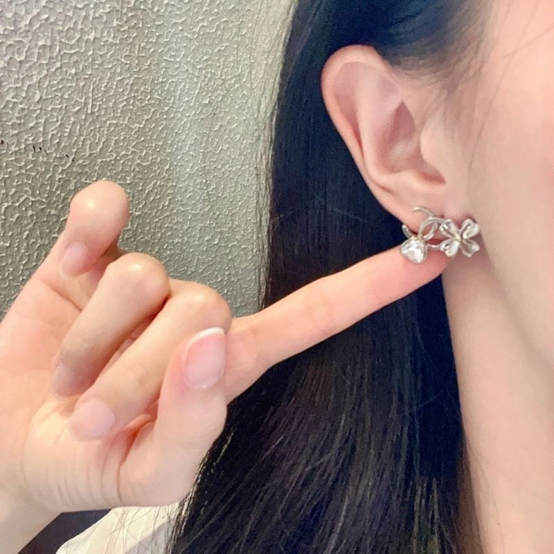 Chanel Earrings MoistureWicking 228721