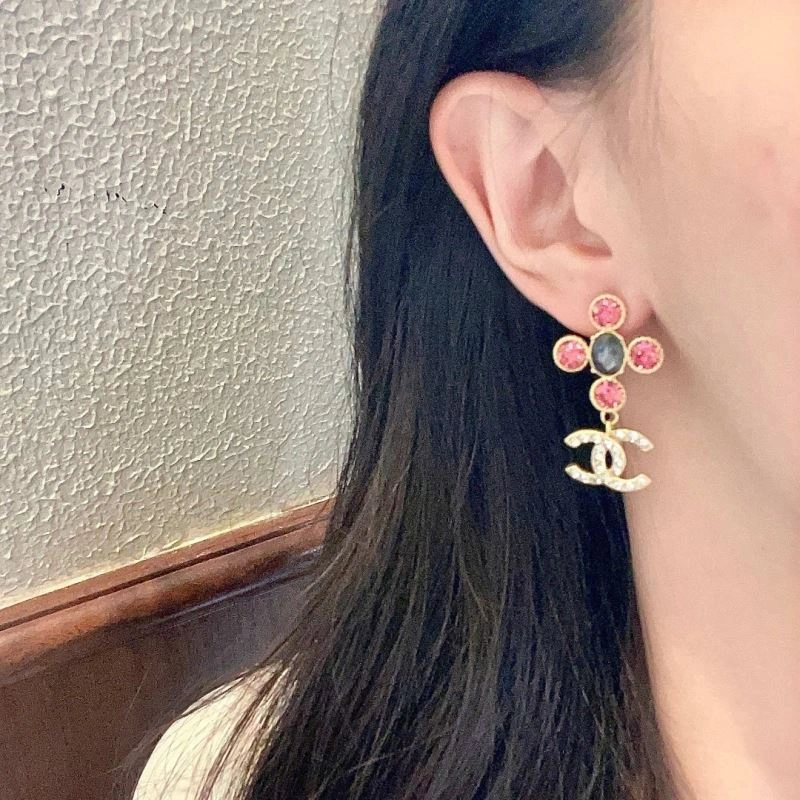 Chanel Earrings Supportive 228885