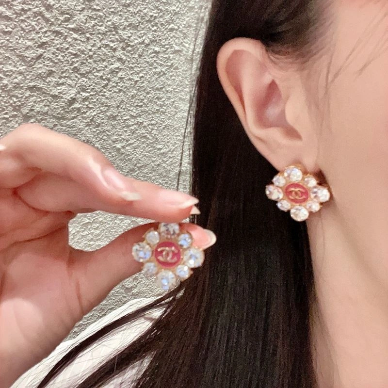 Trendy Chanel Earrings 228698