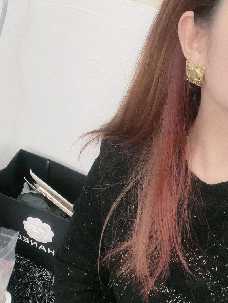 WellDesigned Chanel Earrings 228692