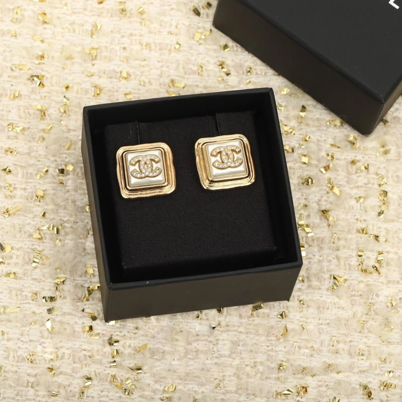 Durable Chanel Earrings 228727