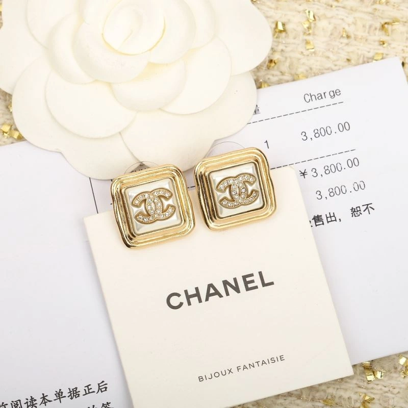 Durable Chanel Earrings 228727