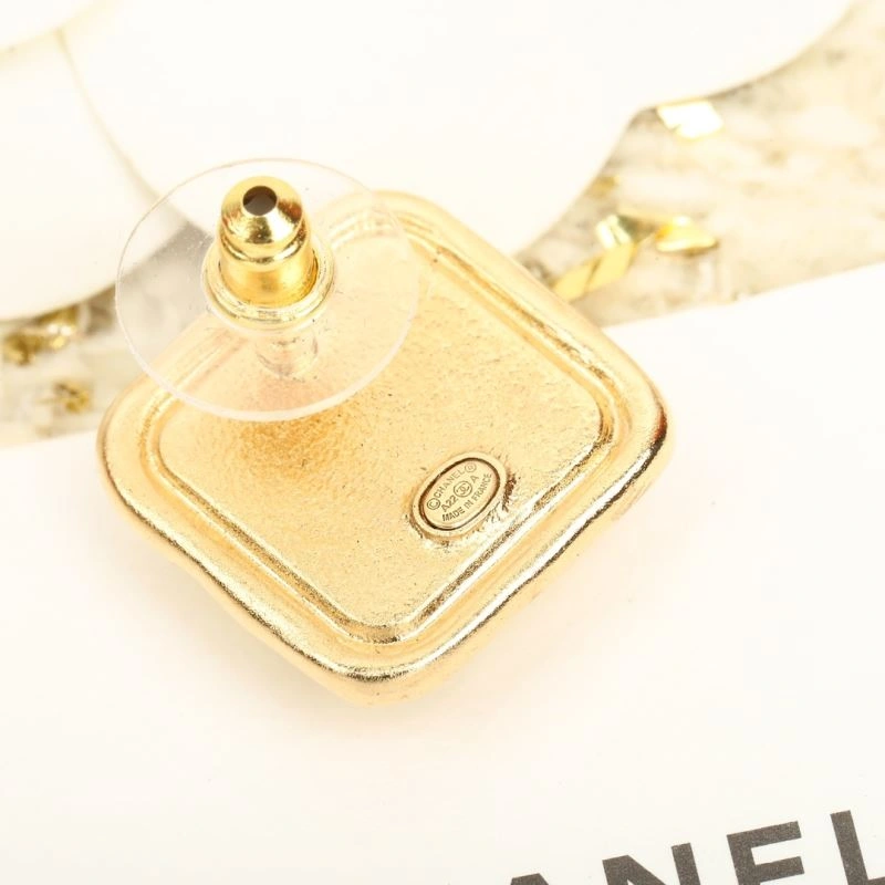 Durable Chanel Earrings 228727