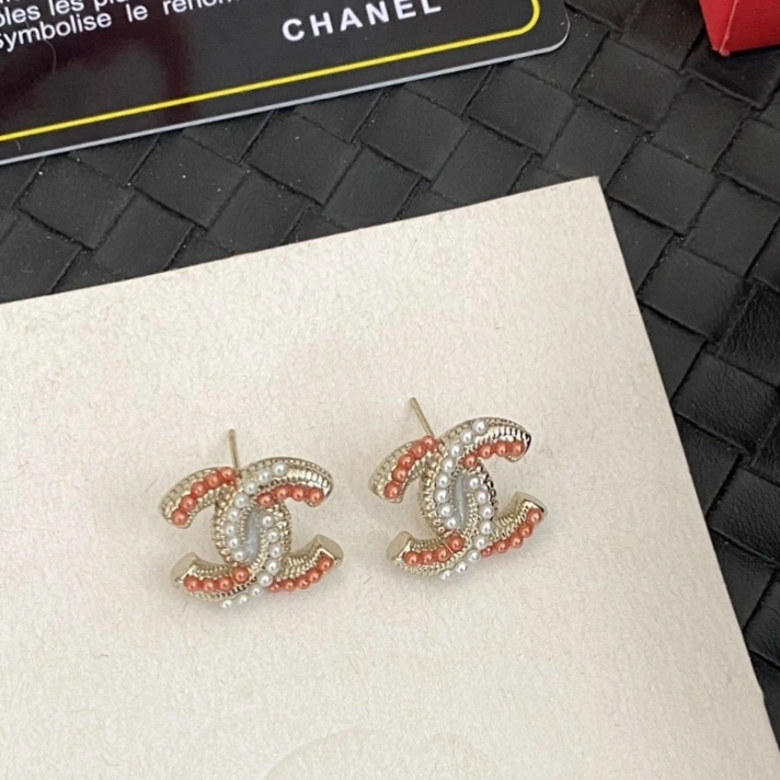 Supportive Chanel Earrings 228688