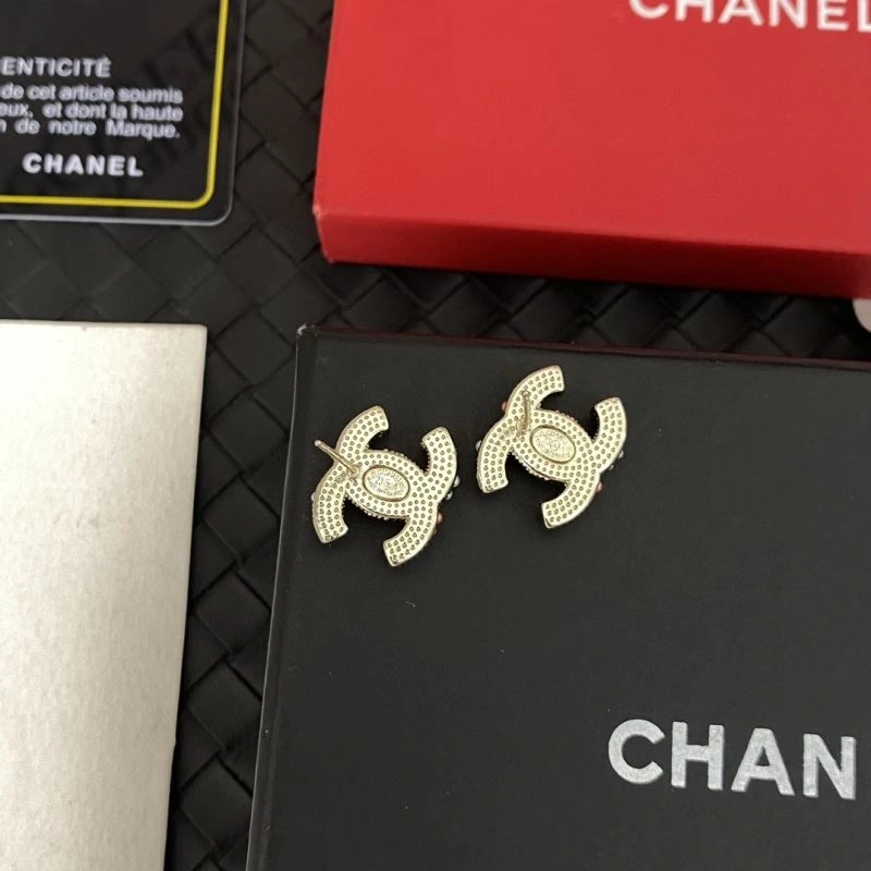 Supportive Chanel Earrings 228688