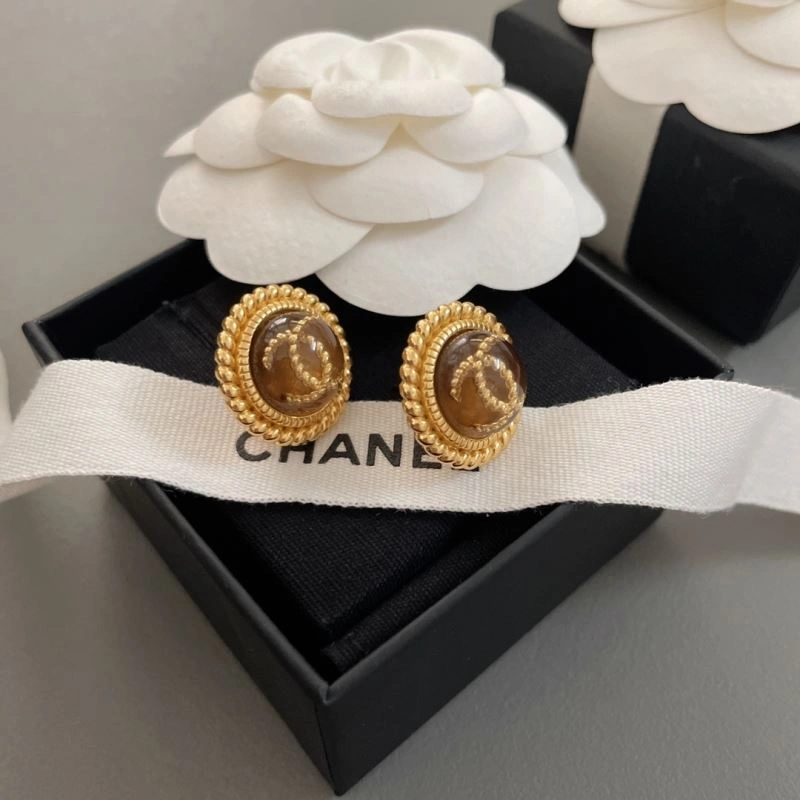 Elegant Chanel Earrings 228704