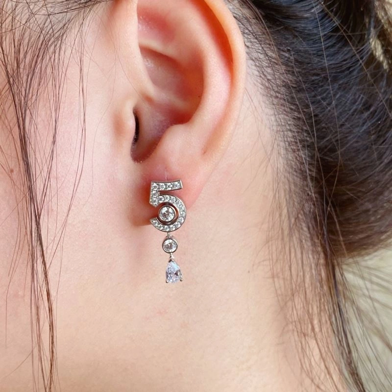 Chanel Earrings Efficient 228798