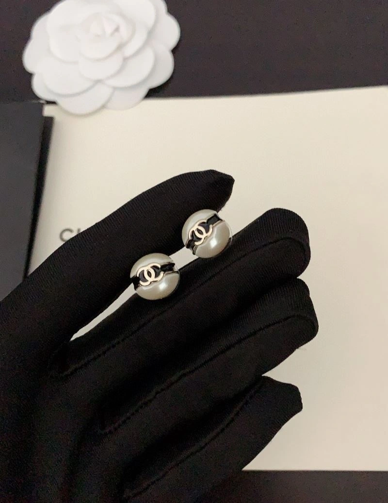 Chanel Earrings SmartChoice 228705