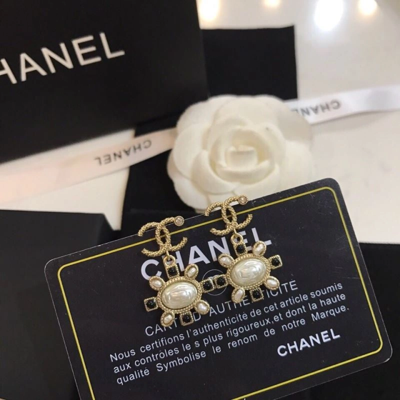 Chanel Earrings HighQuality 228702