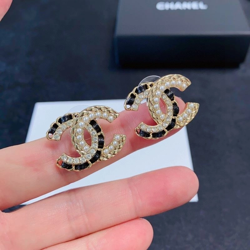 Chanel Earrings Unisex 228741