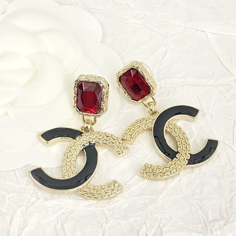 Elegant Chanel Earrings 228127